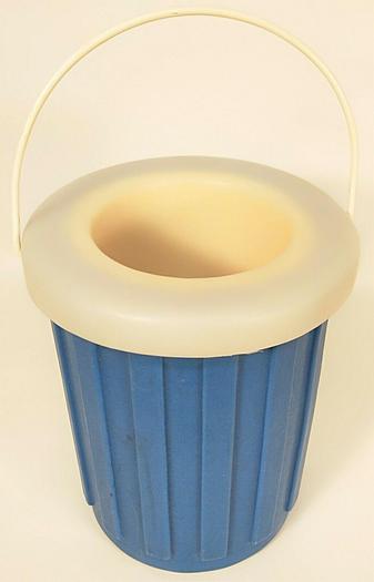 Used Nalgene 4150-2000 All-Plastic Dewar Flask - 2L